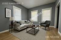 Building Photo - 15353 Yorick Ave