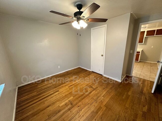 Building Photo - 804 E Steed Dr