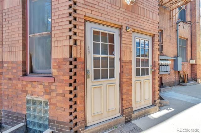 Building Photo - 2607 E 14th Ave