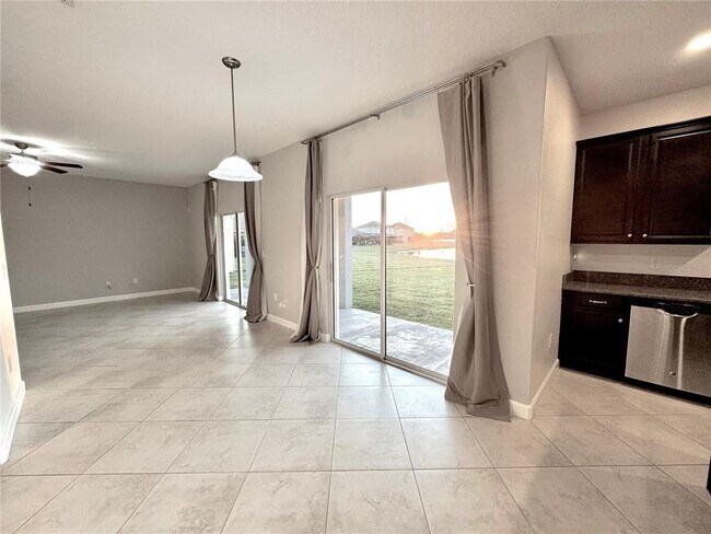 Building Photo - 11523 Peru Springs Pl