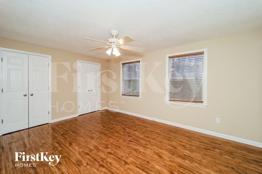 Building Photo - 4423 Treeline Way