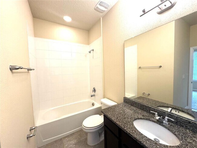 Building Photo - 10242 Sand Cay Dr