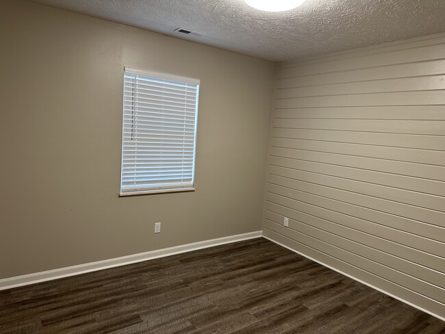 Bedroom 2 - 2213 Douglas Dam Rd