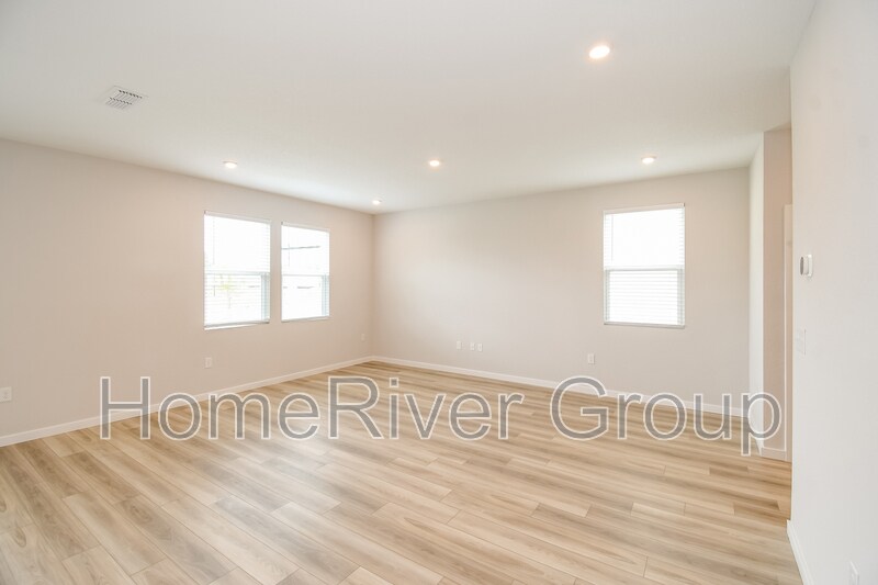 Building Photo - 16 Brazil Nut Cir