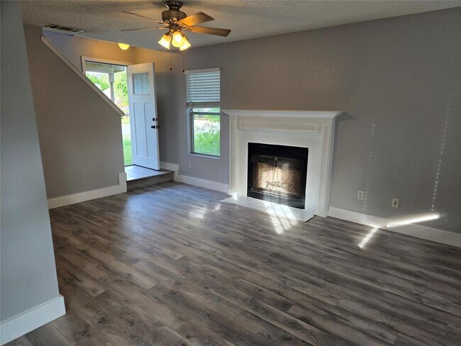 Building Photo - 10001 Parliament House Rd