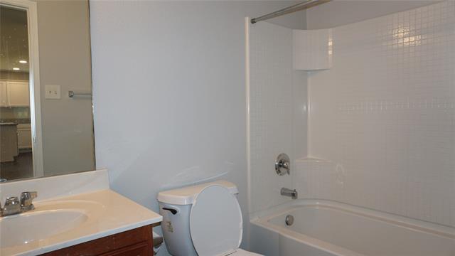 Building Photo - 9601 Polk Ave