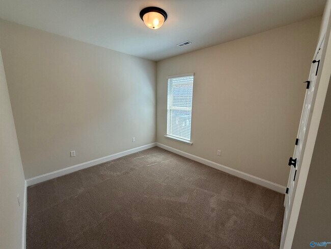 Building Photo - 24008 Quints Dr