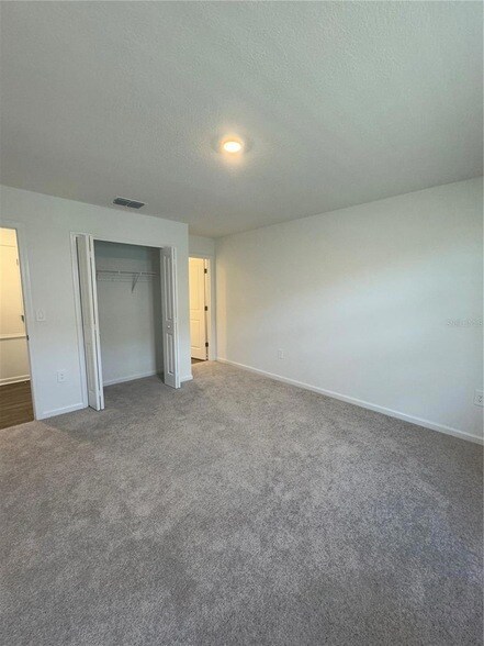 Building Photo - 8924 SW 41st Terrace
