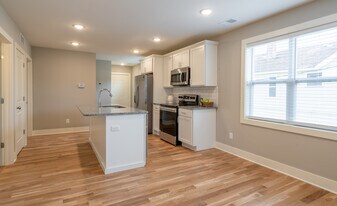 Building Photo - 635 3rd St NW