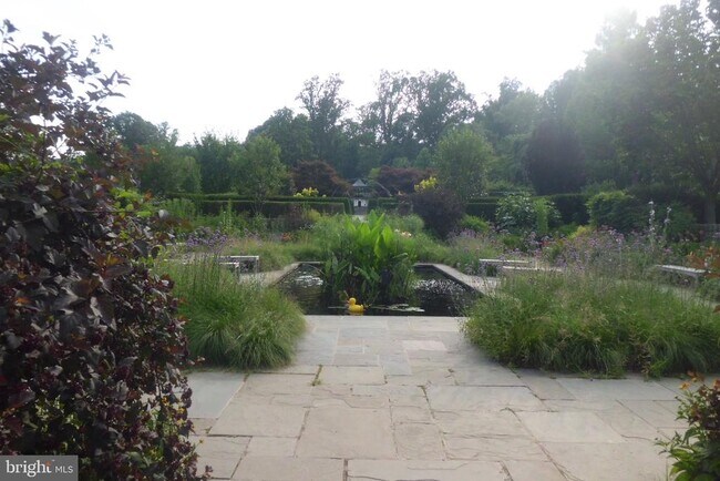 Building Photo - 3808 Delano St