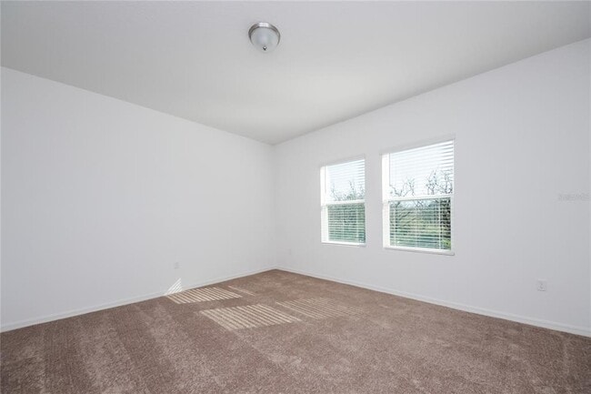 Building Photo - 142 Hidden Lk Lp