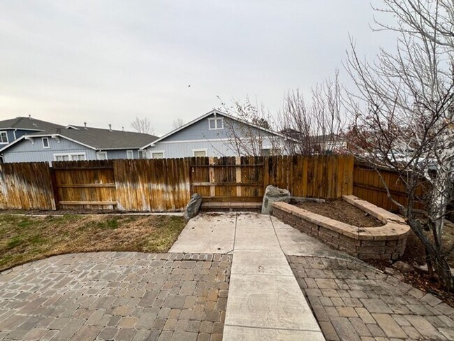 Building Photo - Lemon Valley Three Bedroom