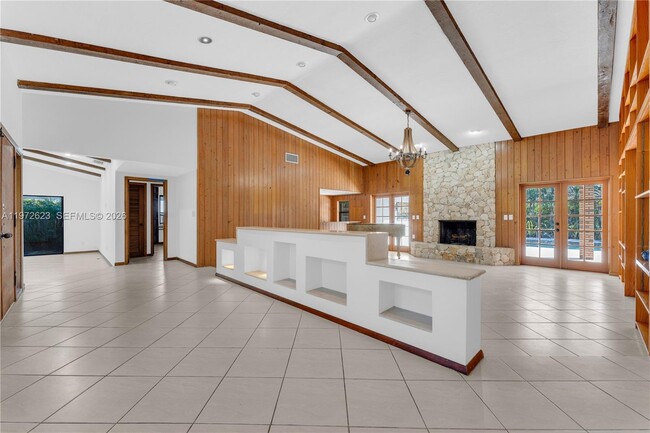 Building Photo - 15305 SW 74th Ct