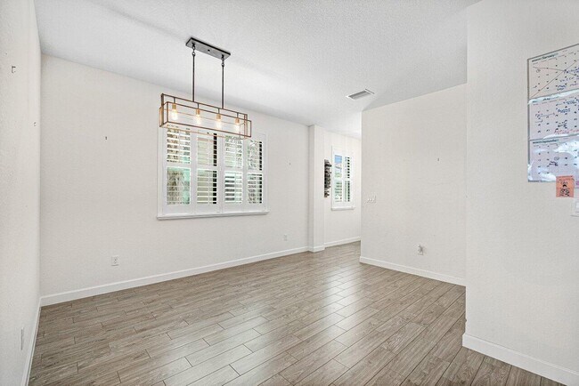 Building Photo - 12949 Anthorne Ln