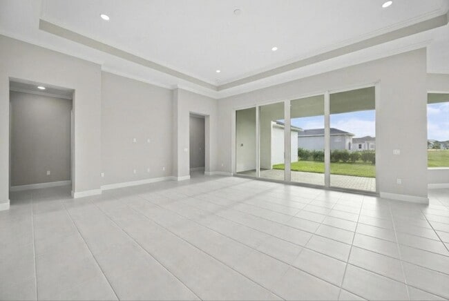 Building Photo - 5741 Beechnut Dr