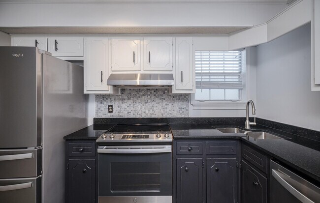 Building Photo - 162 Moss Creek Dr