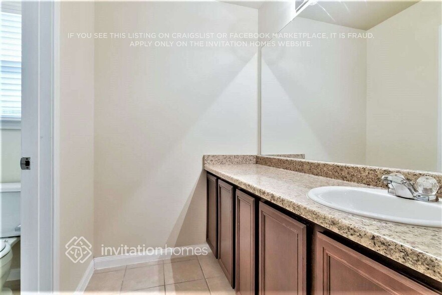 Building Photo - 5902 Deep S Dr