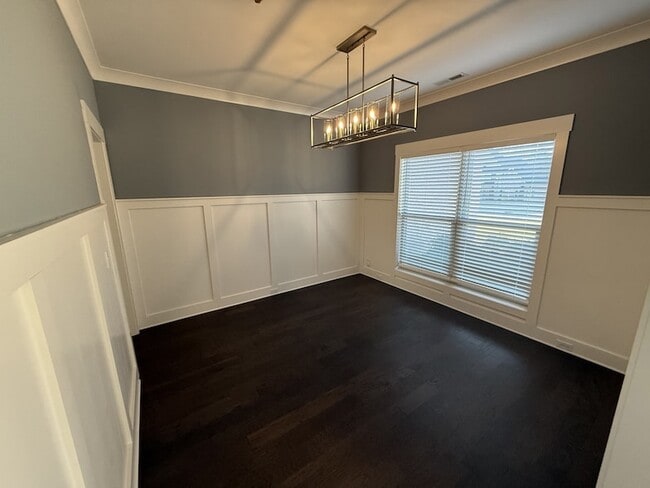 Building Photo - 1124 Watercress Ct