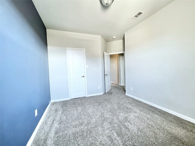 Building Photo - 10036 Bodega Bay Rd