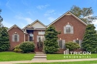 Building Photo - 419 Fieldstone Dr