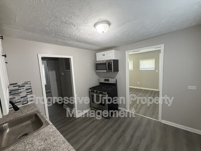 Building Photo - 4655 Osborn Rd