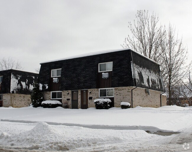 15051525 Herbert Dr 15051525 Herbert Dr Lorain OH 44053 Apartment