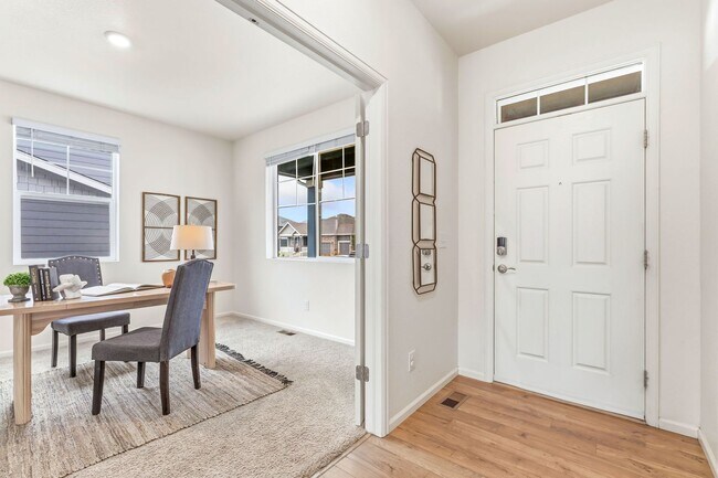Building Photo - 6818 Gateway Crossing Street