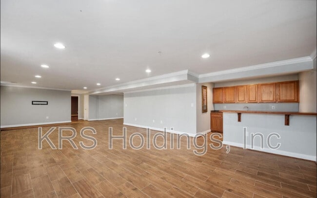 Building Photo - 159 Sanford Ferry Ct