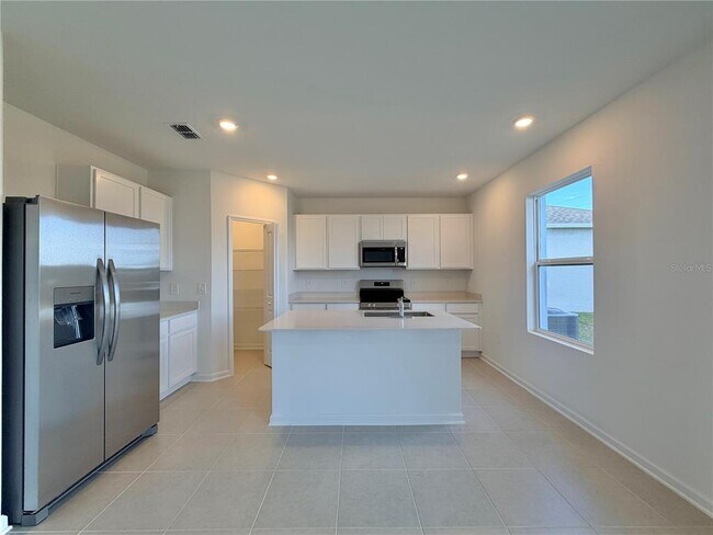 Building Photo - 2786 Pennachio Dr