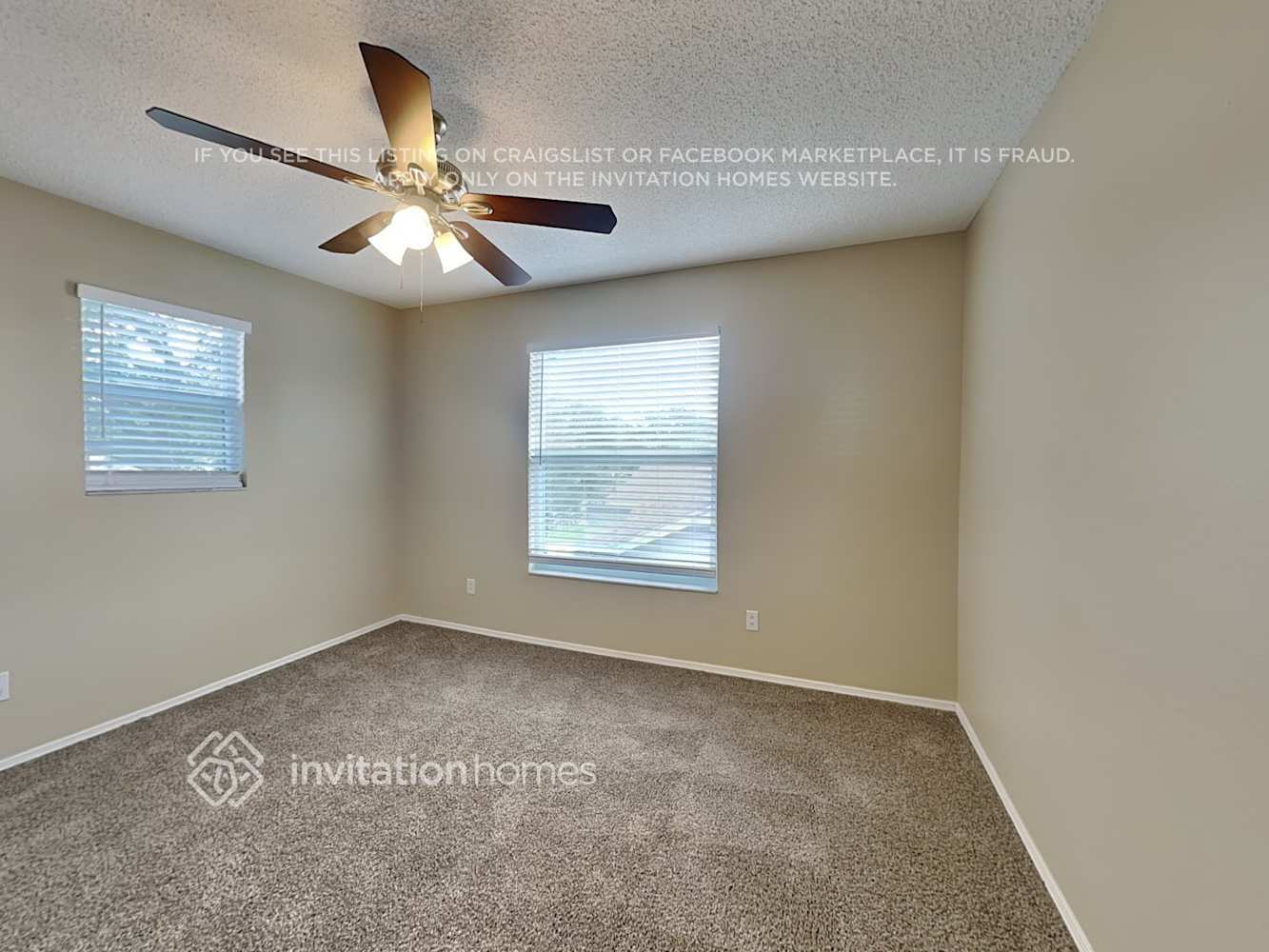 Building Photo - 11126 2nd Ave E