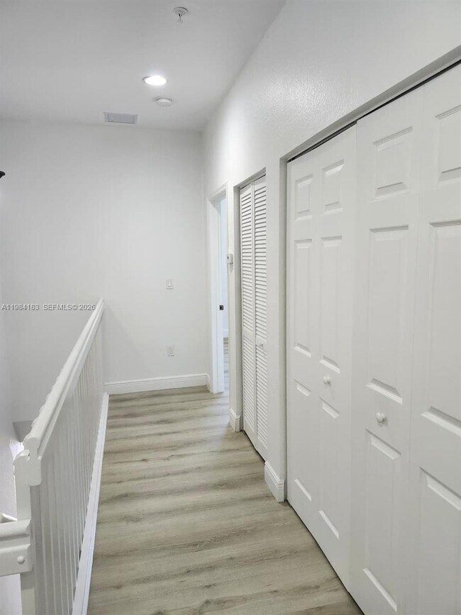 Building Photo - 1322 SW 147th Ter