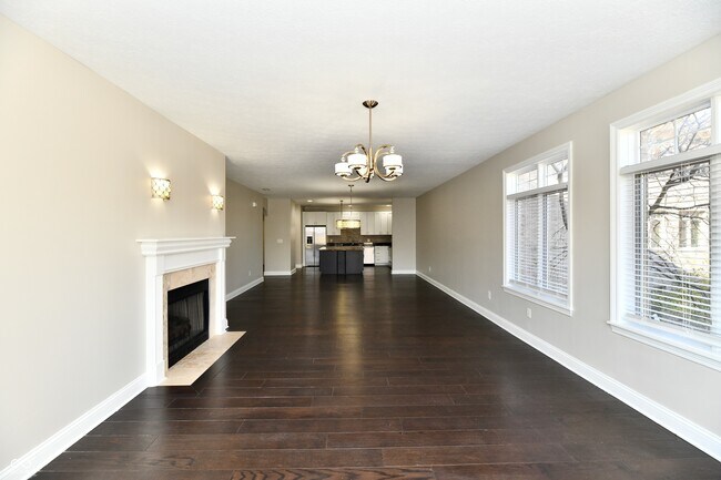 Building Photo - 8555 One W Dr