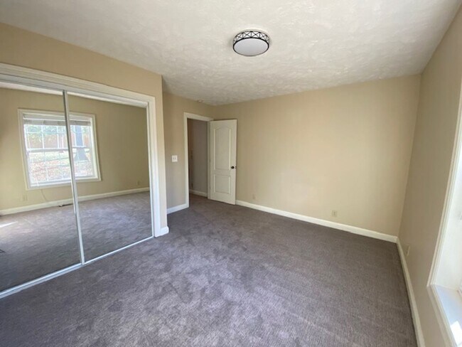 Building Photo - COMING SOON!!! GATED - STONE MEADOW SUBDIV...