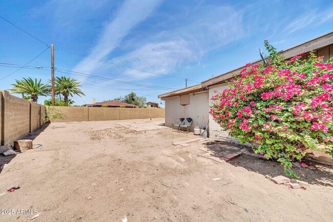 Building Photo - 4548 N 29th Ave
