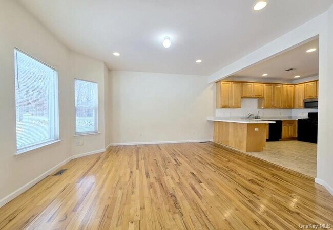 Building Photo - 63 Sunflower Ridge Rd