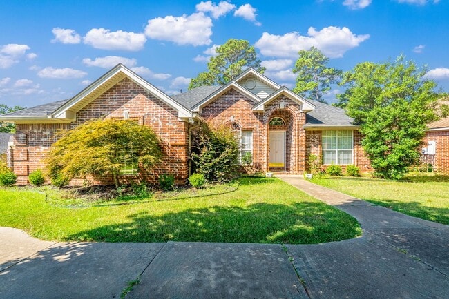 Building Photo - Maumelle Home in Diamond Pointe