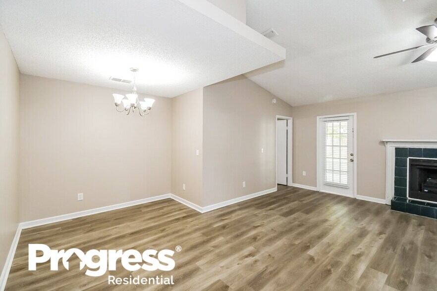 Building Photo - 3188 Chads Ct