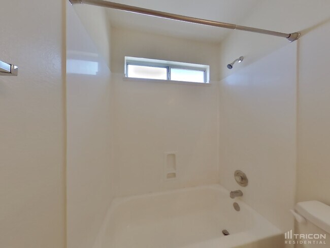 Building Photo - 4043 E Encinas Avenue Gilbert AZ