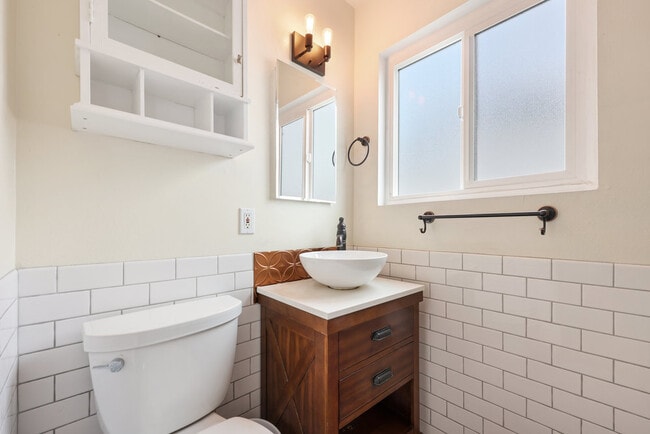 Building Photo - 4741 Allied Rd