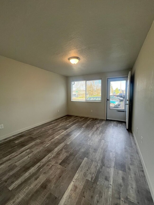 Building Photo - 1-Bedroom 1-Bathroom apartment in Cottage Grove