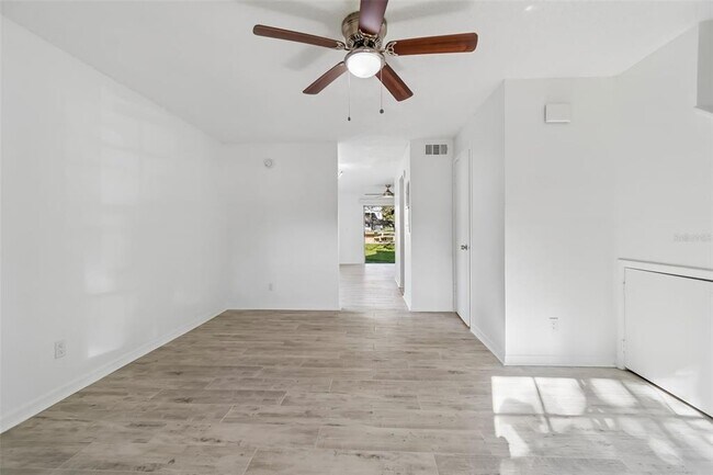 Building Photo - 5182 Sunridge Palms Dr