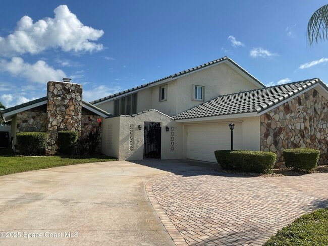 Building Photo - 215 Andros Ave