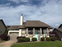 Building Photo - 4297 Sierra Way