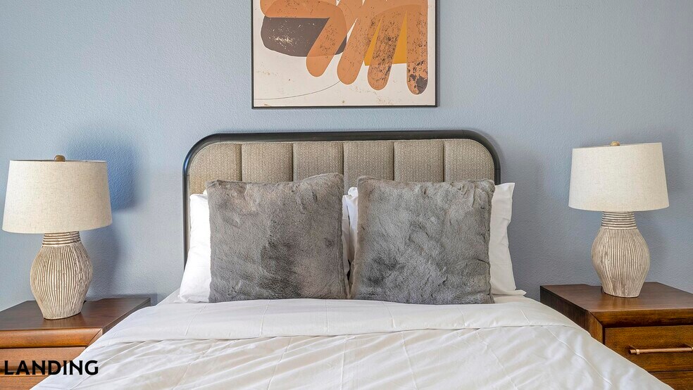 Building Photo - 1215 W Slaughter Ln