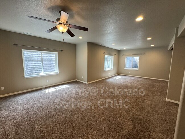 Building Photo - 17888 White Marble Dr