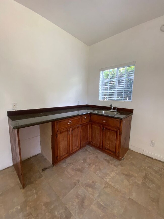 Building Photo - Charming Home in Covina