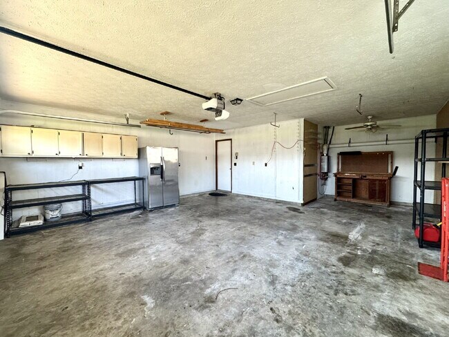 Building Photo - 130 Derby Woods Dr