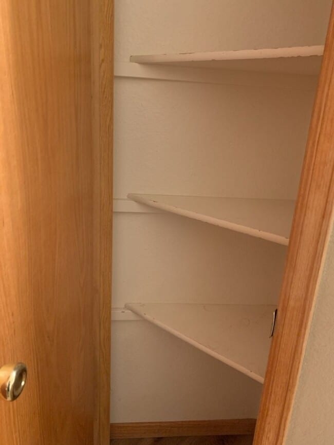 Building Photo - 3 Bed, 2 Bath Duplex in West Fort Collins close to Foothills