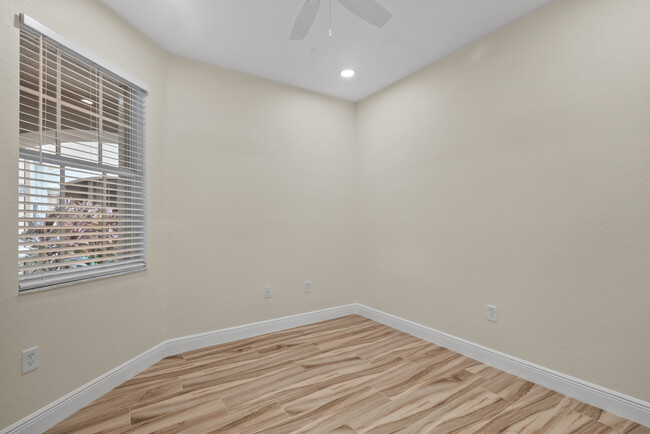 Building Photo - 7543 SW Herrington Ln