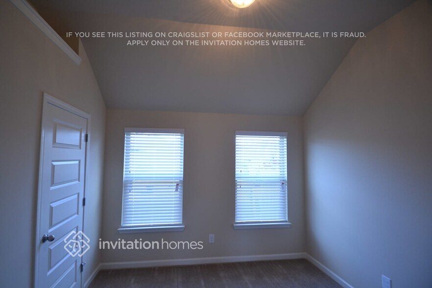 Building Photo - 4324 Grove Lake St SW